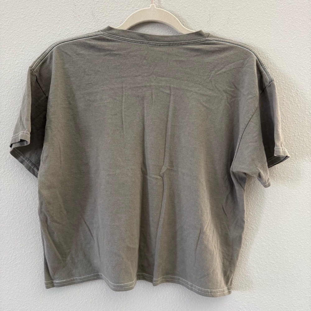 NIRVANA Cropped Gray / Olive T-Shirt with Colorful Floral Smiley Design Medium - Picture 4 of 4